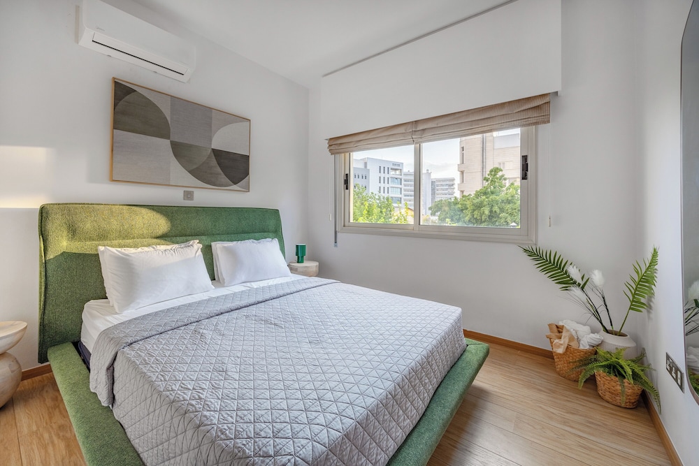 Lena Court - Spacious 3bdr, City Views — фото 5