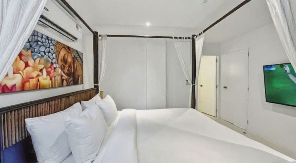 Sunset Plaza Condominium — фото 4
