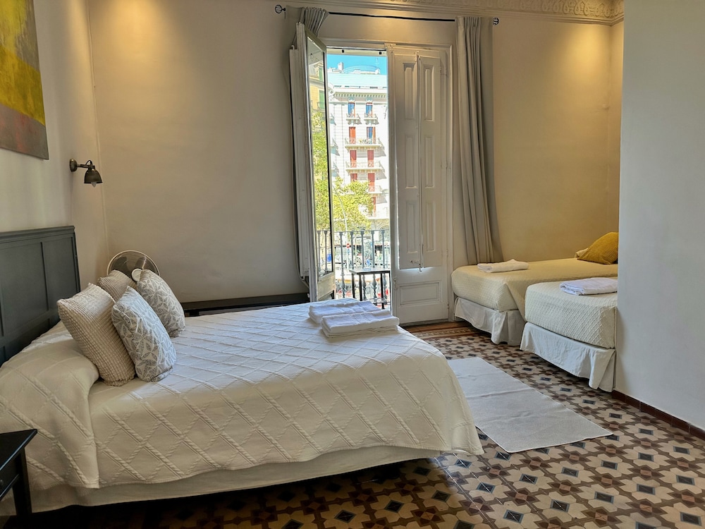 Casa Consell Gran Via Guest House — фото 5