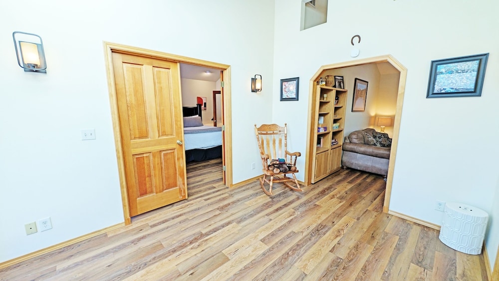 Alpine 4 4 Bedroom Home — фото 3
