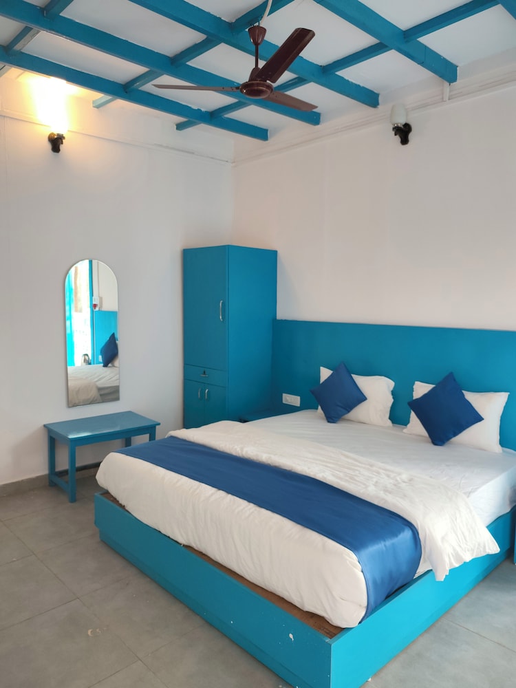 Tantra Beach Resort — фото 2