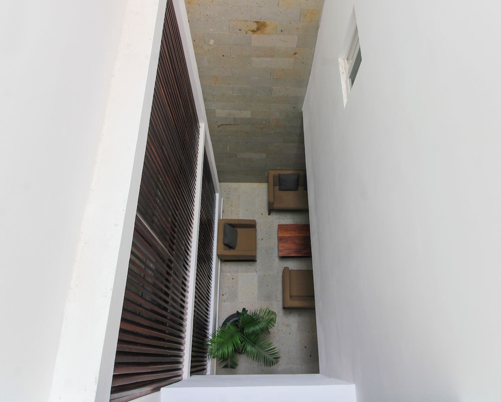 Stylish Studios with Rooftop Pool — фото 2