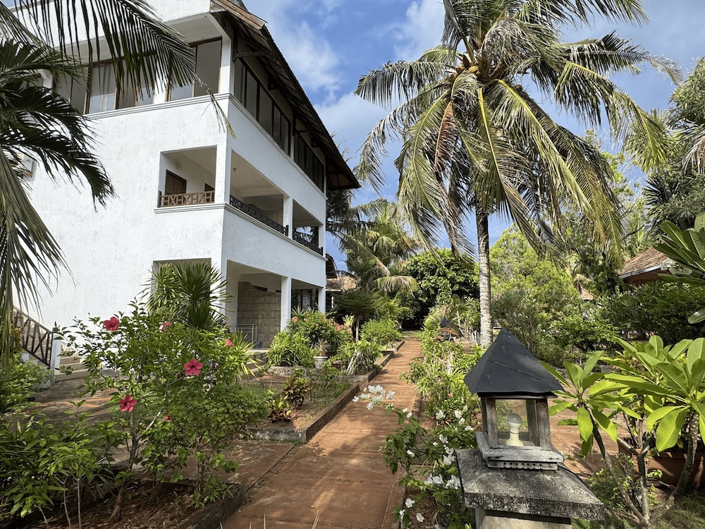 Hotel Patma Bira