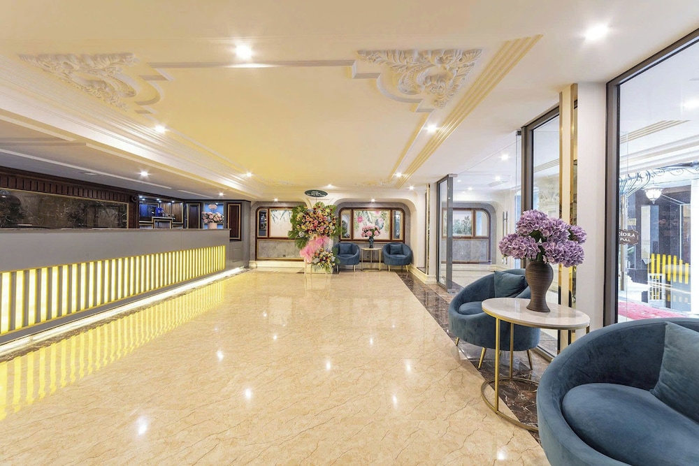 Dong Phu Hotel