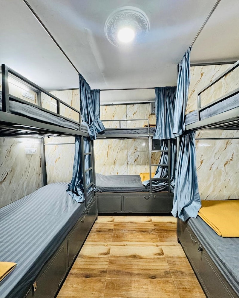 Blue Top Dormitory — фото 4