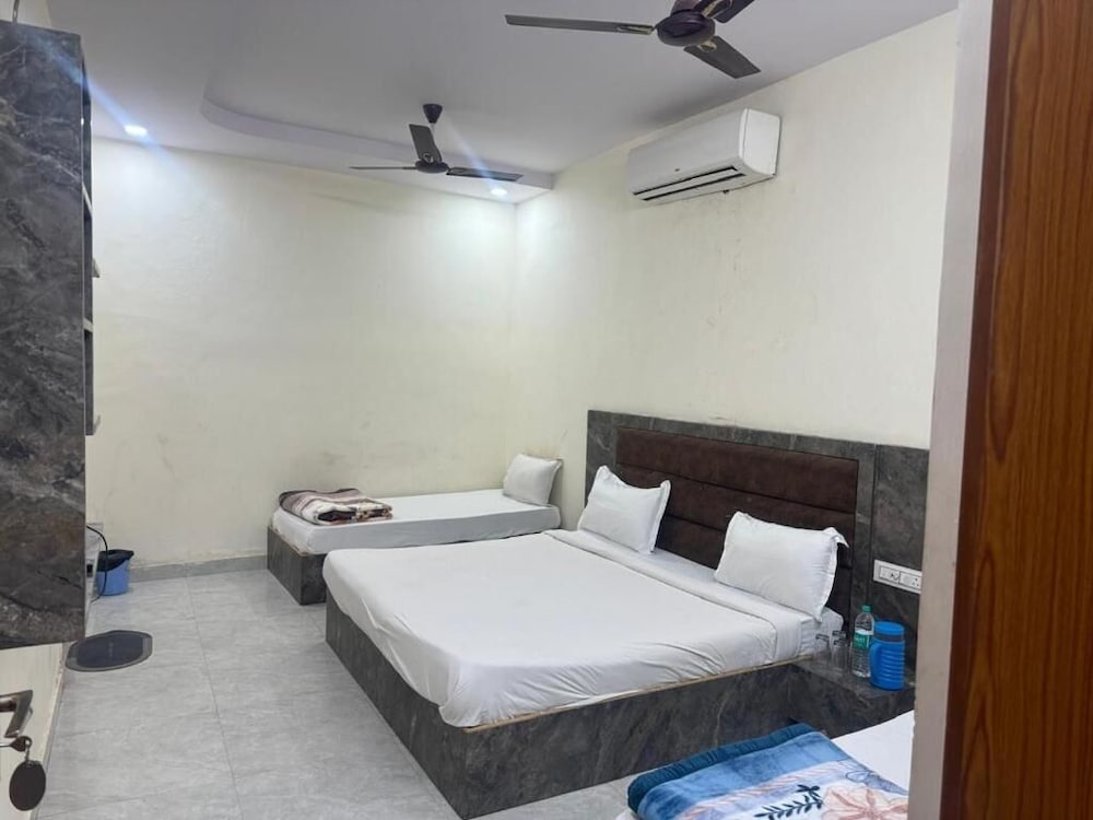 Meera residency vrindavan — фото 4