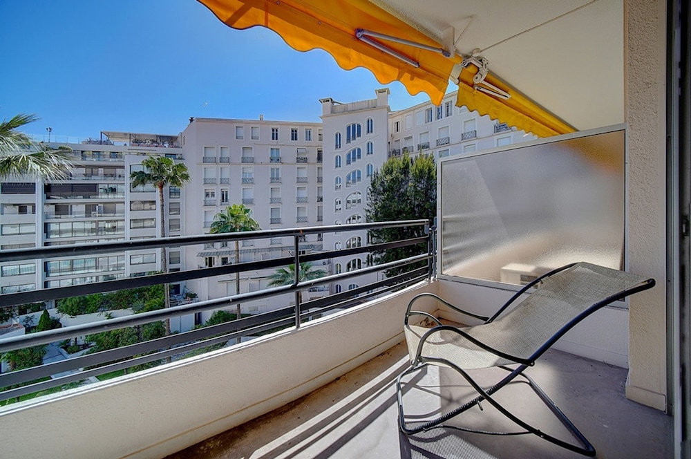 Studio Terrasse 3 min Plage de la Croisettea0b132