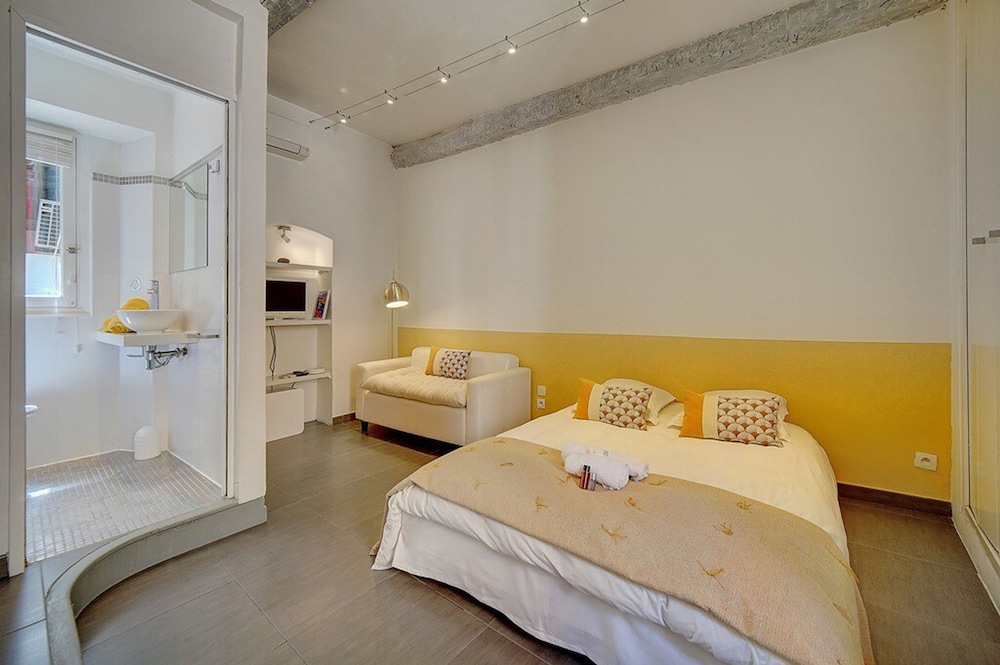 Studio bas Suquet Plage du Midi 4min A0b065