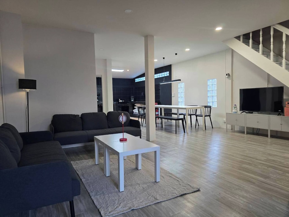 Charming 3-bedroom House in Bueng Kum, Thailand