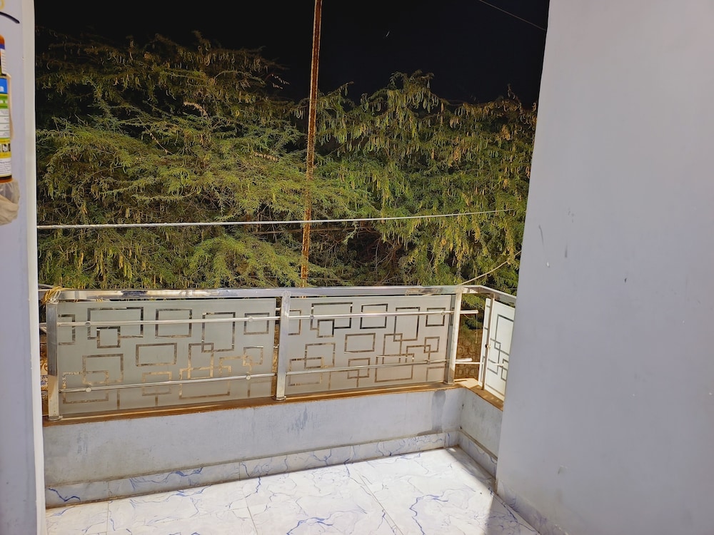 Shree Krishna Hotel — фото 4