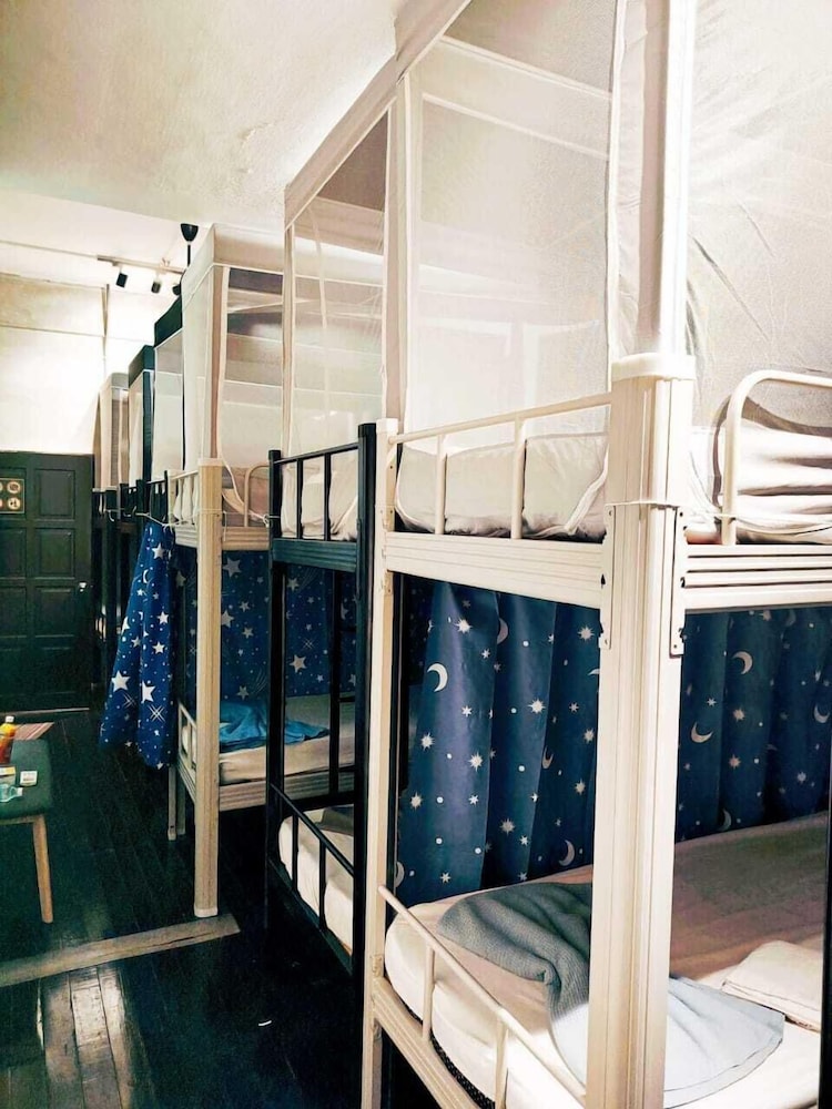 Pirate's Cove Hostel — фото 4