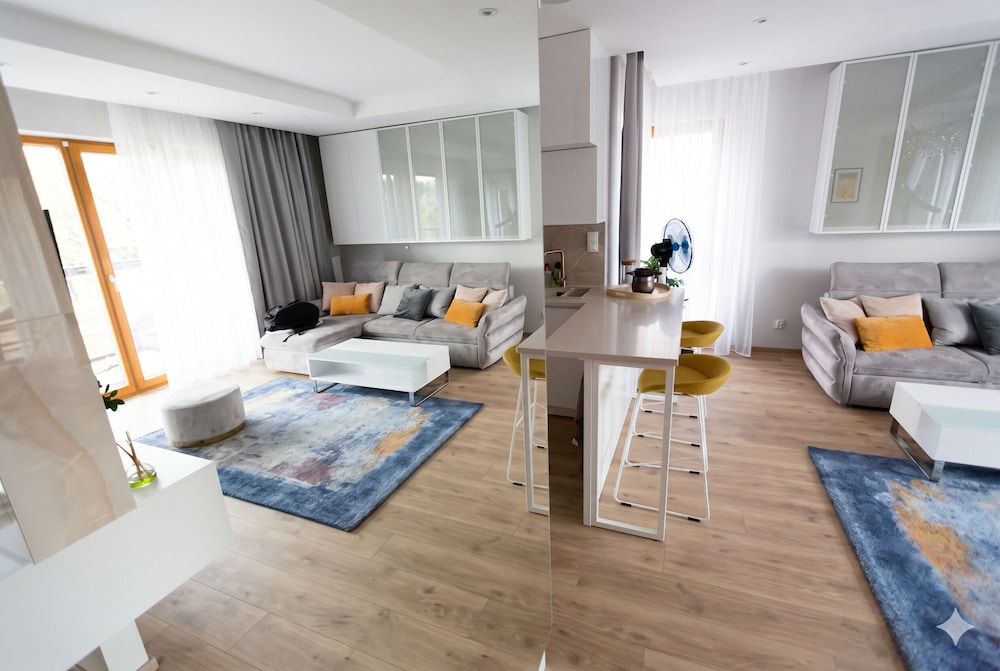 Riverside Premium Apart with Oder Views — фото 5