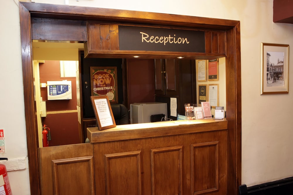 Wheatsheaf, Baslow by Marston's Inns — фото 2