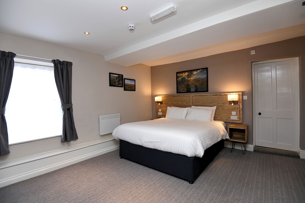 Wheatsheaf, Baslow by Marston's Inns — фото 3
