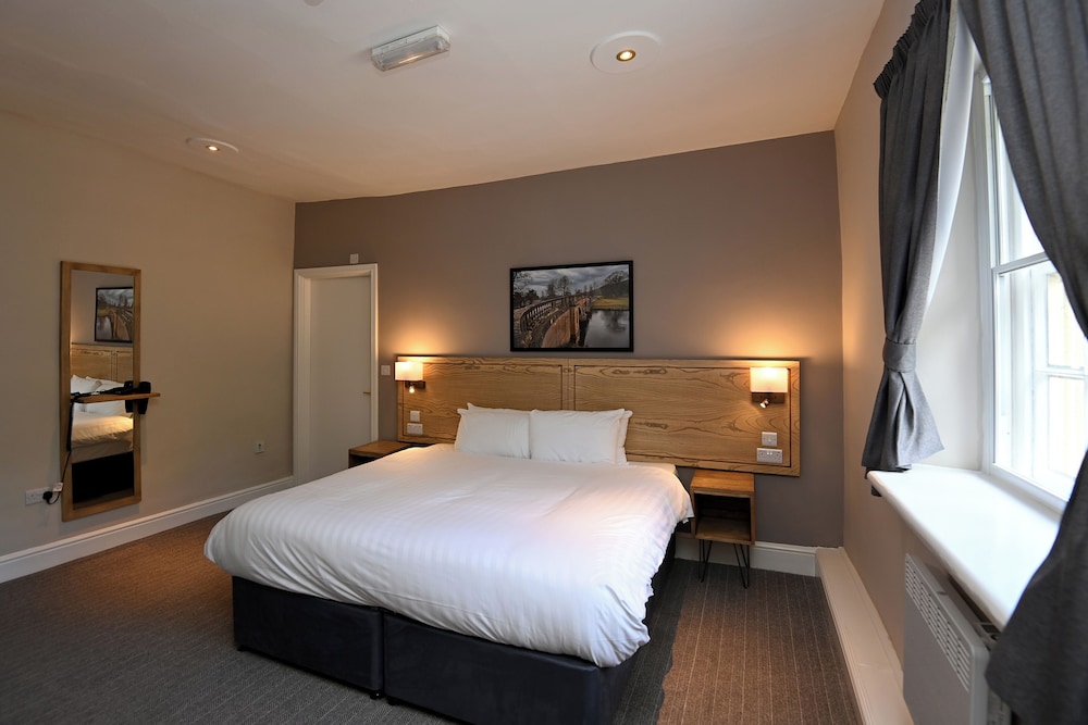 Wheatsheaf, Baslow by Marston's Inns — фото 4
