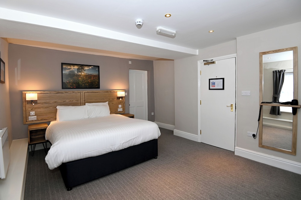 Wheatsheaf, Baslow by Marston's Inns — фото 5
