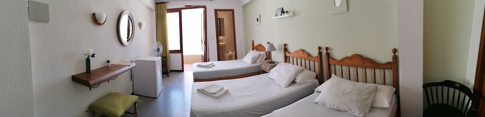 Hostal Saturno — фото 3