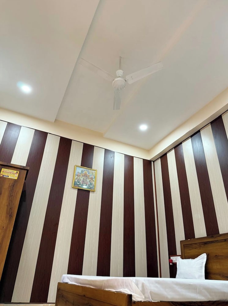 Hotel Shri RamLala Devsthanam Ayodhya — фото 4
