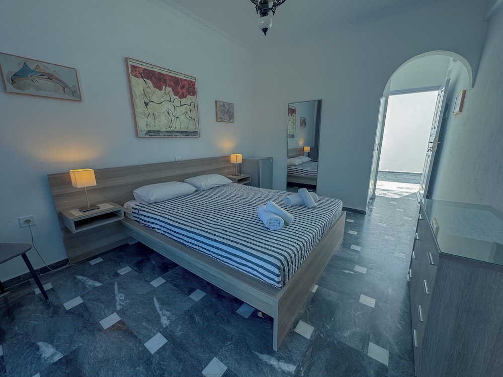 Tritonas Rooms — фото 2
