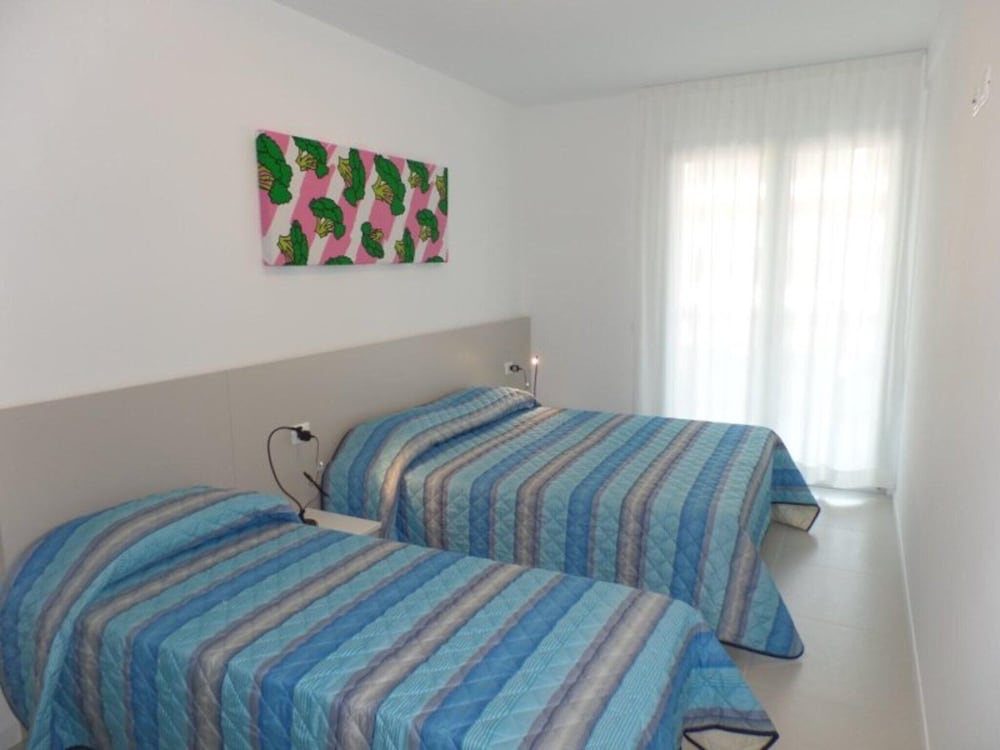 Bright Accommodation With Rooftop Pool — фото 3