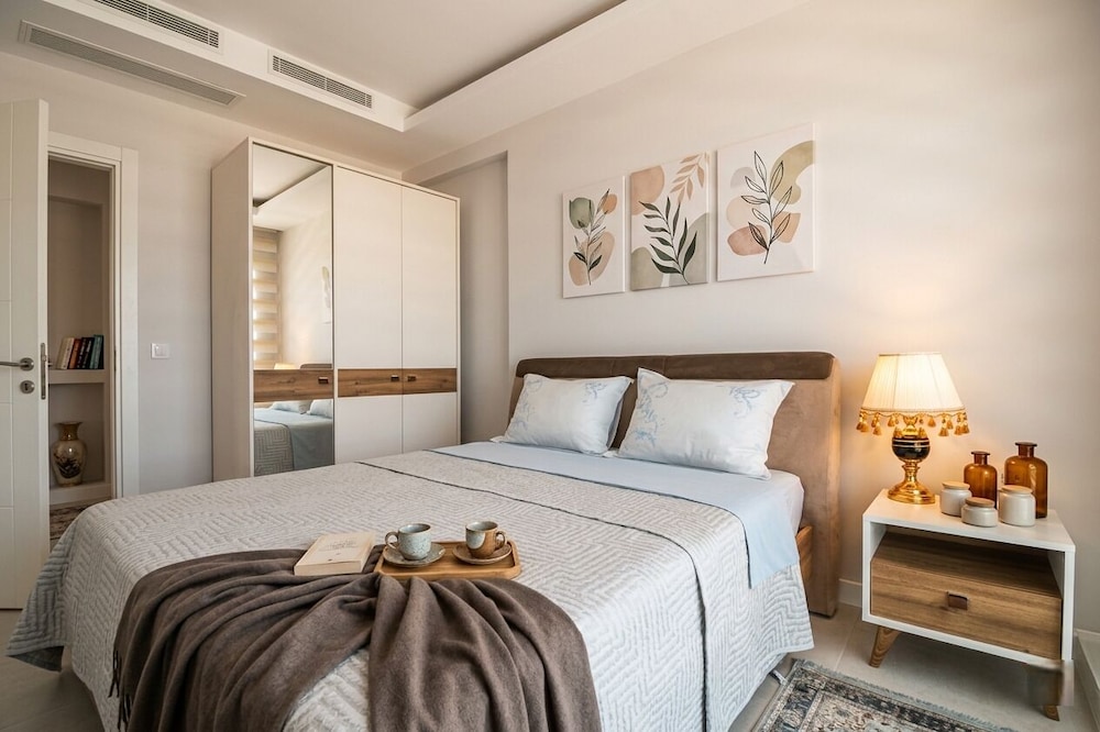 Gold Sand Suites — фото 2