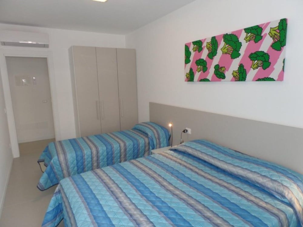 Comfortable Accommodation Featuring a Rooftop Pool — фото 3
