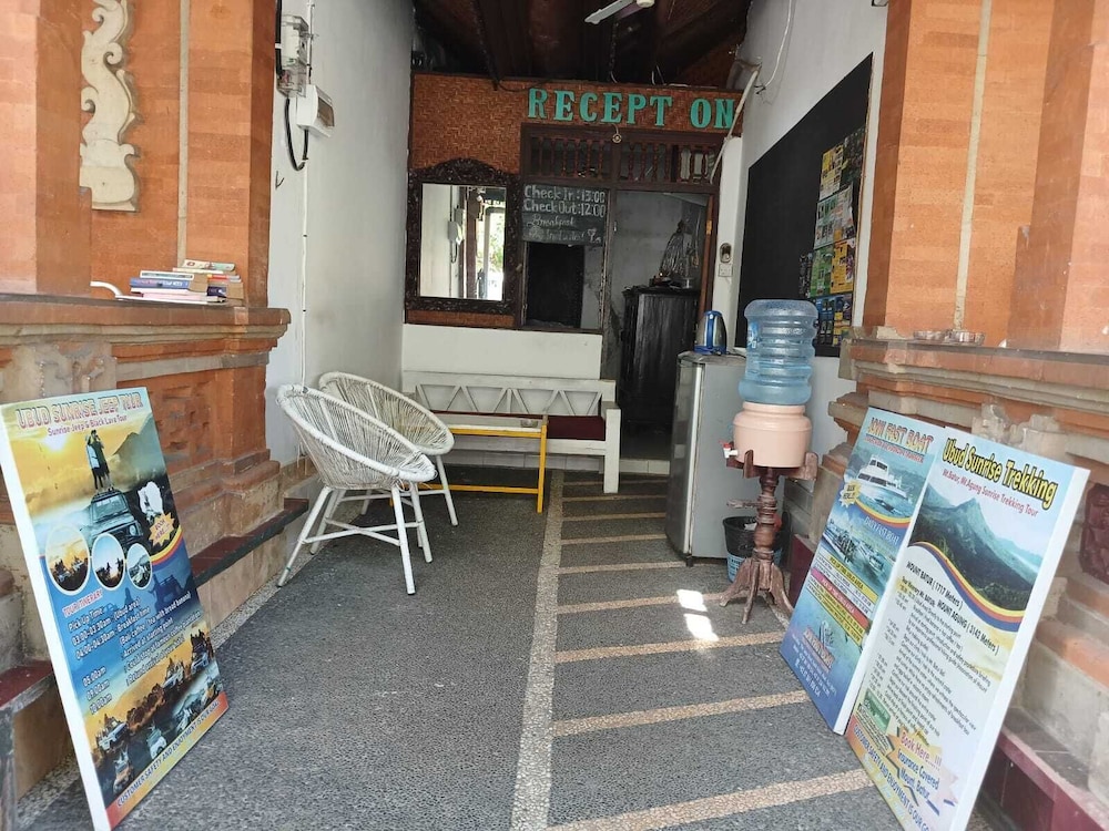 Inn Between Hostel — фото 2