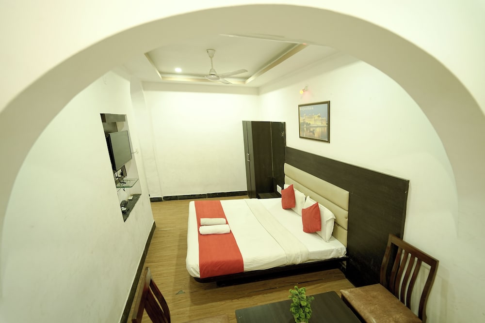 Hotel Uddhav Palace — фото 4