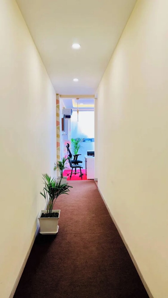 Fabhotel Shree Inn — фото 2