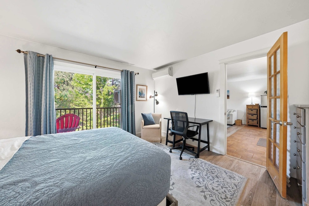 Cozy Condo by Downtown — фото 2