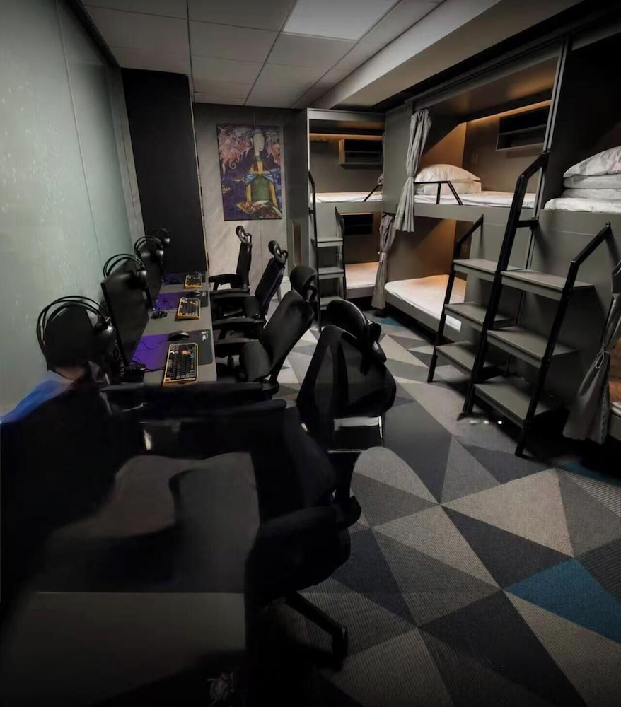 Mars respawn hotel — фото 3
