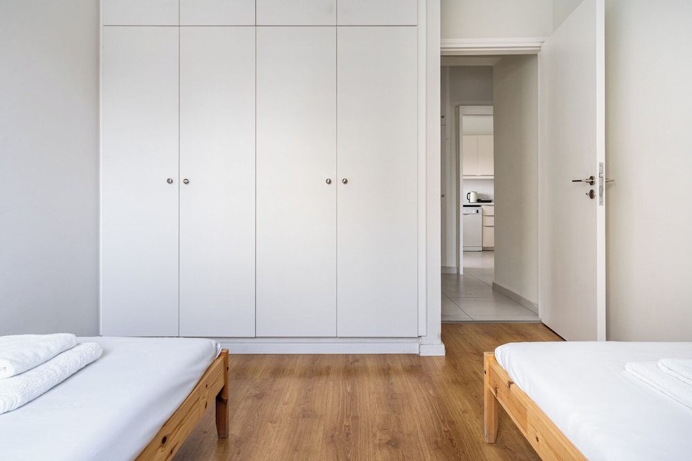Limassol Seafront Family Suite — фото 2