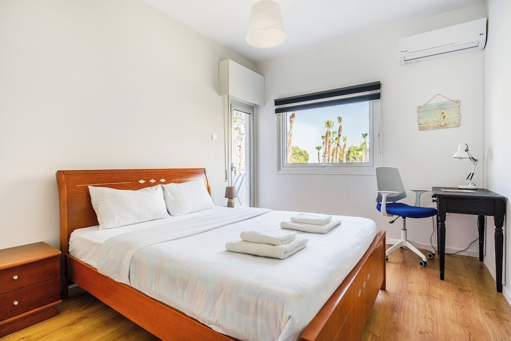 Limassol Seafront Family Suite — фото 4