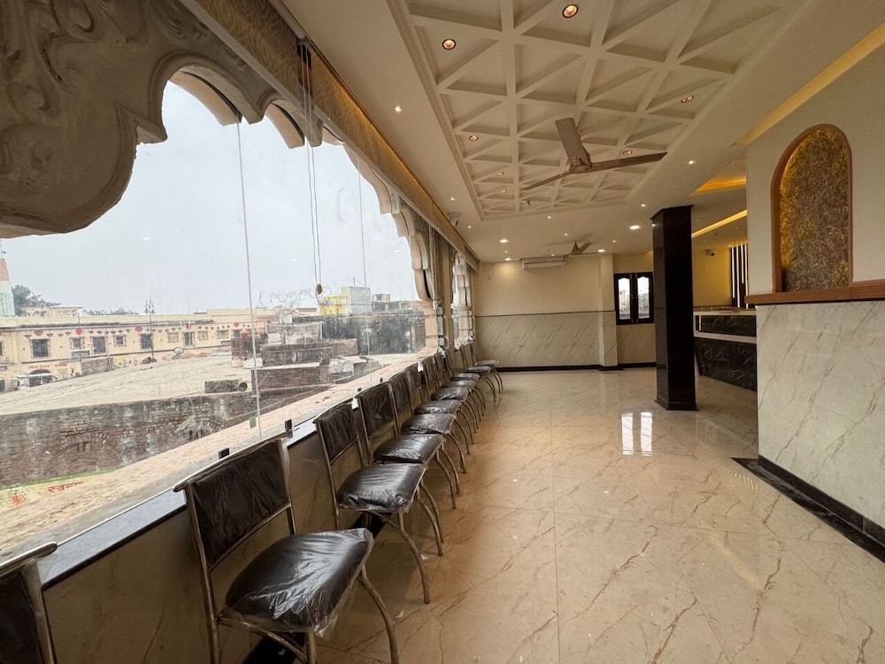 Ramanjaneya Executive Hotel — фото 2