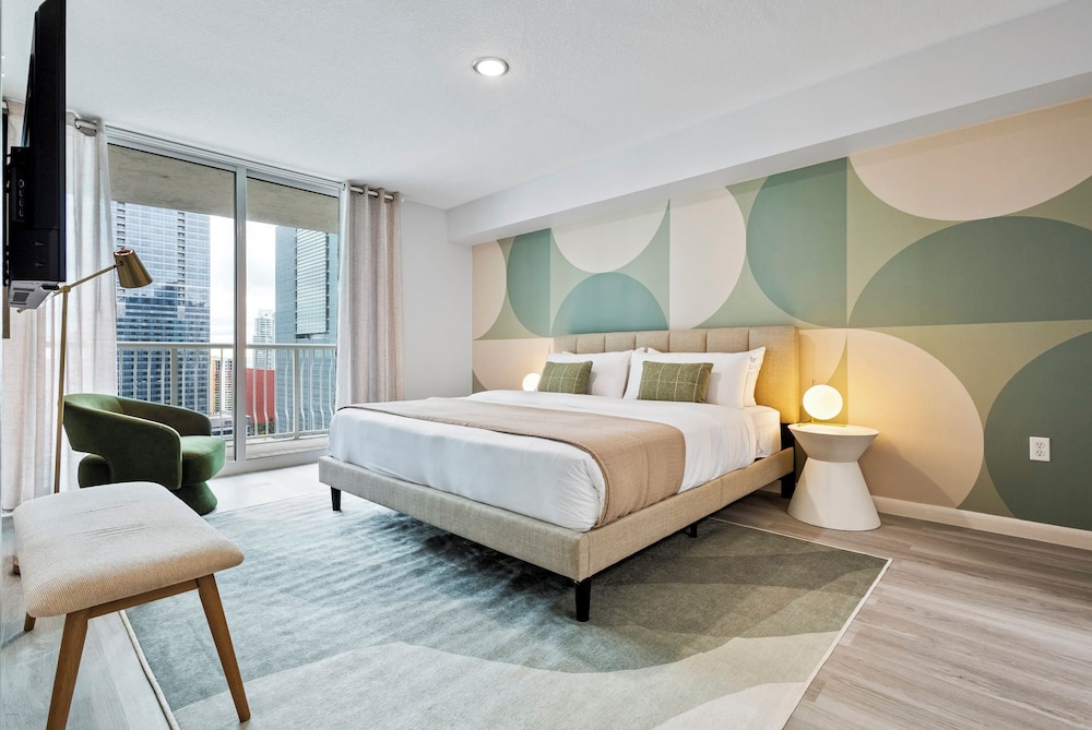 Relaxing Cloud 9, Central Brickell Location — фото 2
