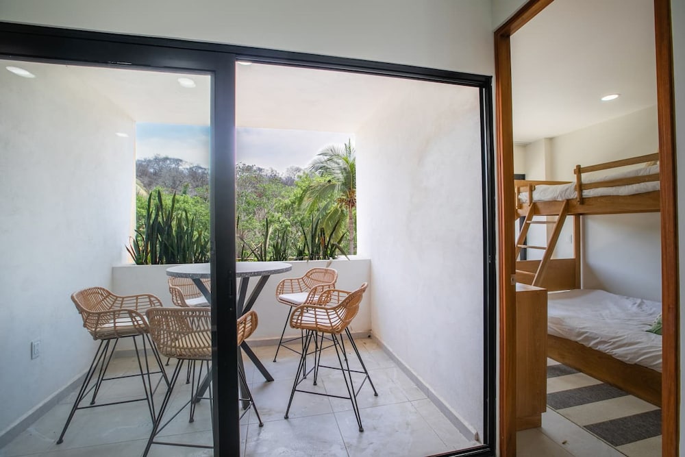 Steps From the Bucerias Beach With Rooftop Pool — фото 4