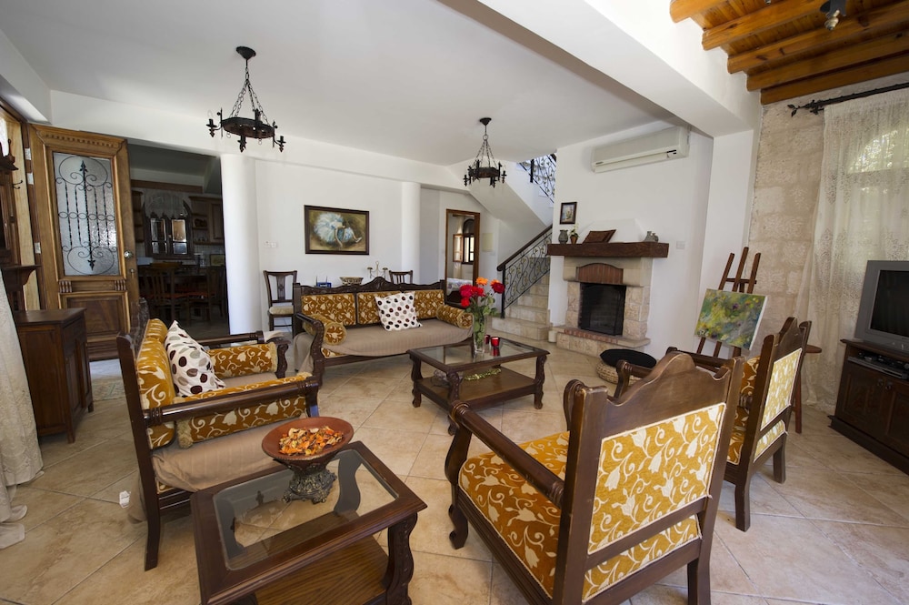 Constantinos Villa — фото 2