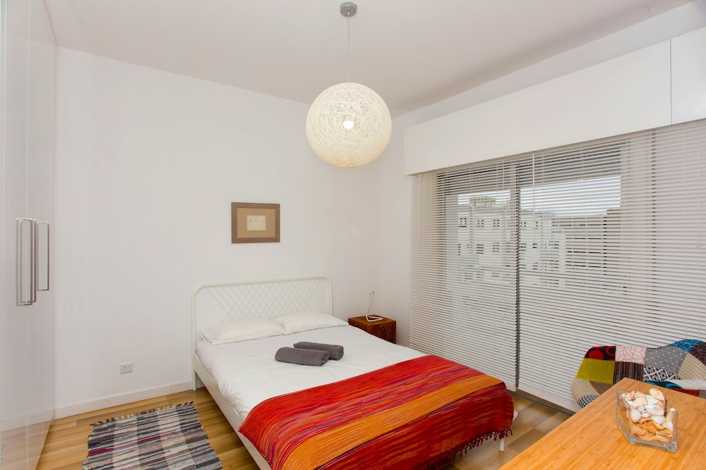 SeaBreeze Limassol City Center Flat — фото 2