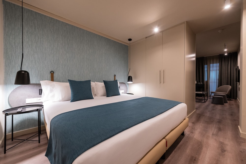 Atenea Rekord Suites Barcelona — фото 5