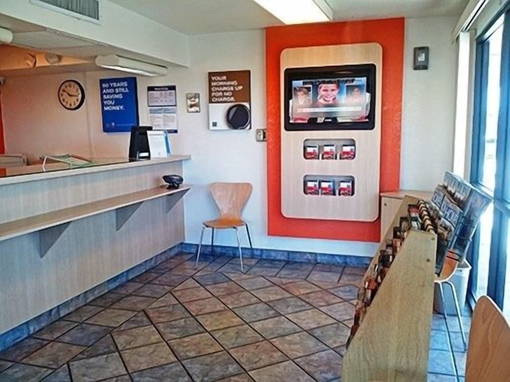 Motel 6 El Paso, TX - East