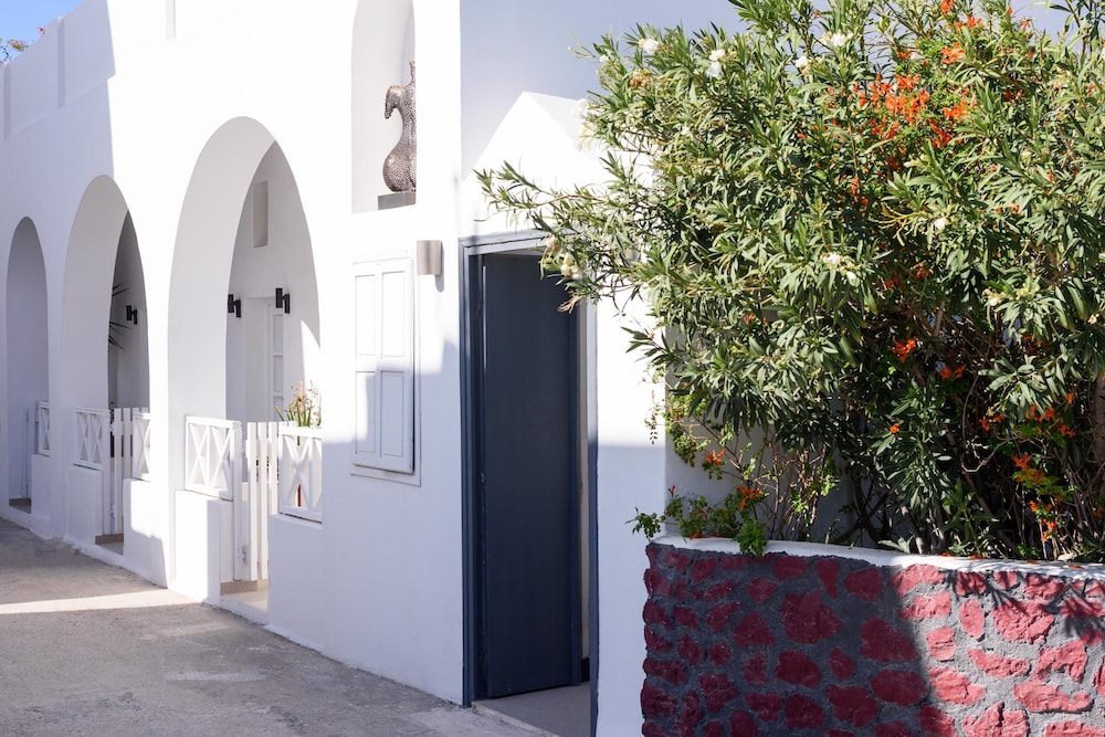 Muses Cycladic Suites — фото 2