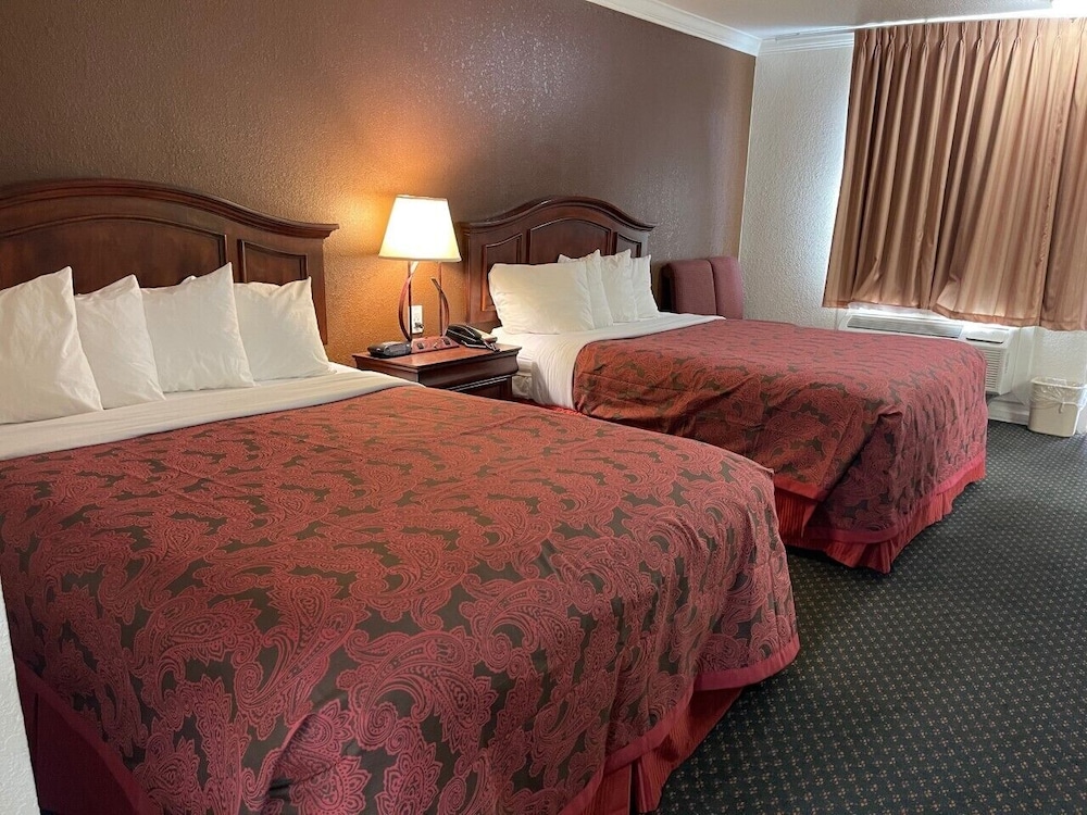 First Interstate Inn — фото 5