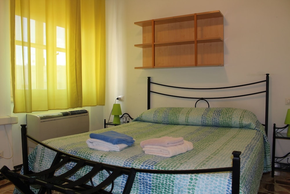 Alghero Plus 4U Self Check-In — фото 2