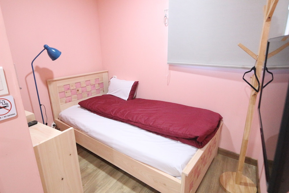 Daegu Midtown Hostel — фото 3