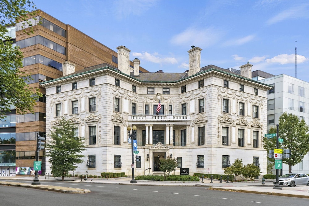 Placemakr Dupont Circle