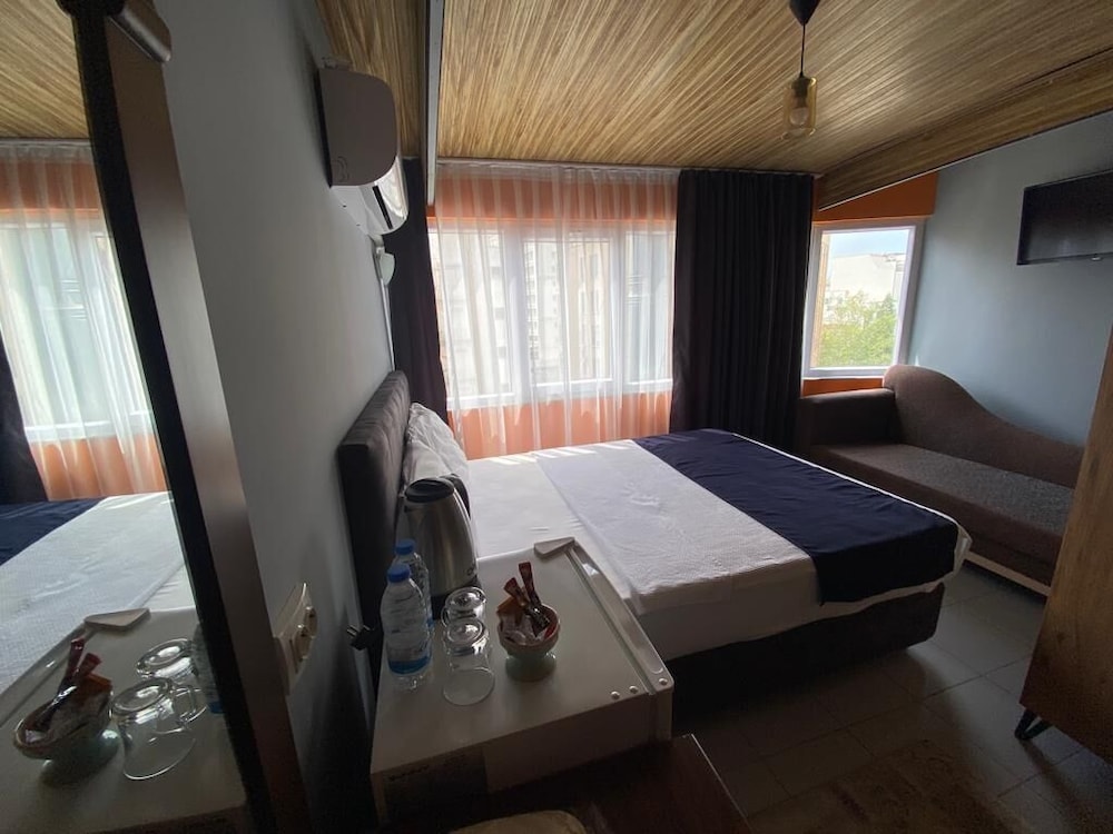 City House Hotel