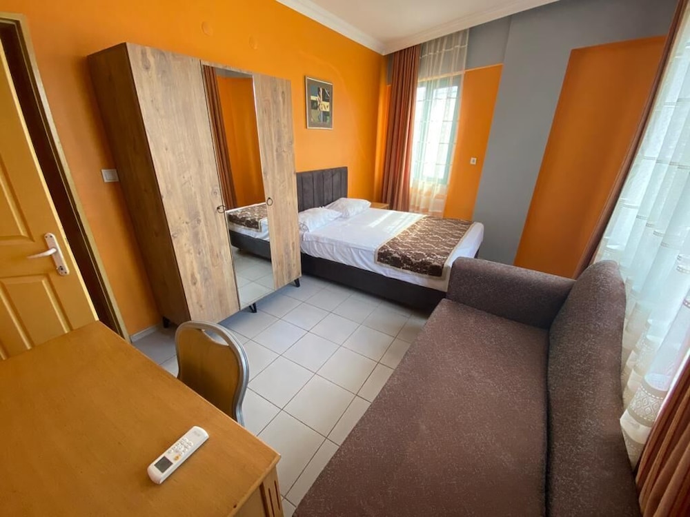 City House Hotel