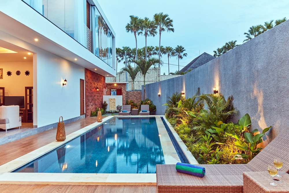 Play N Stay Villas