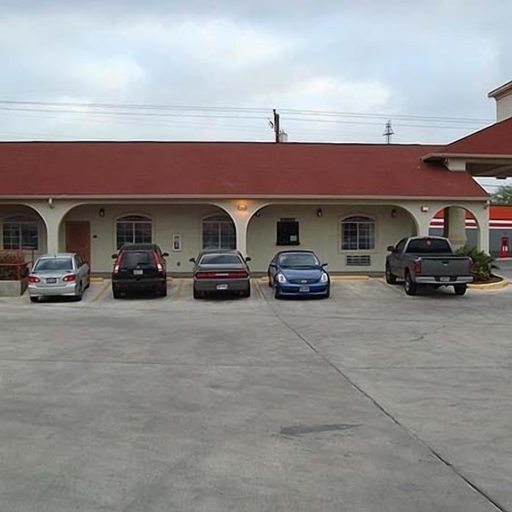 Winnquest Inn Near Ft. Sam Houston