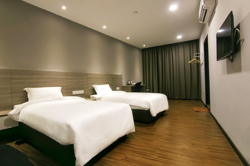 V Plus Hotel Ipoh — фото 3